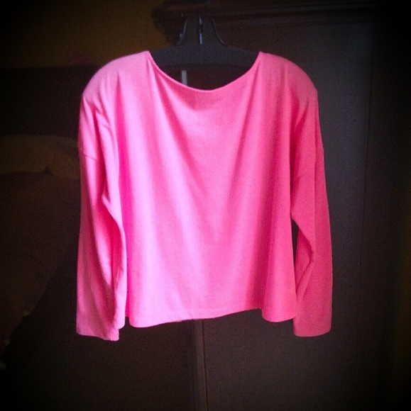 NWT Hollywood Legends Cotton Top. M - Picture 5 of 6